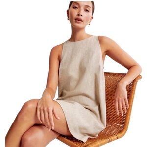 Abercrombie and Fitch Sleeveless Linen/ Cotton Shift Dress in Cream Beige